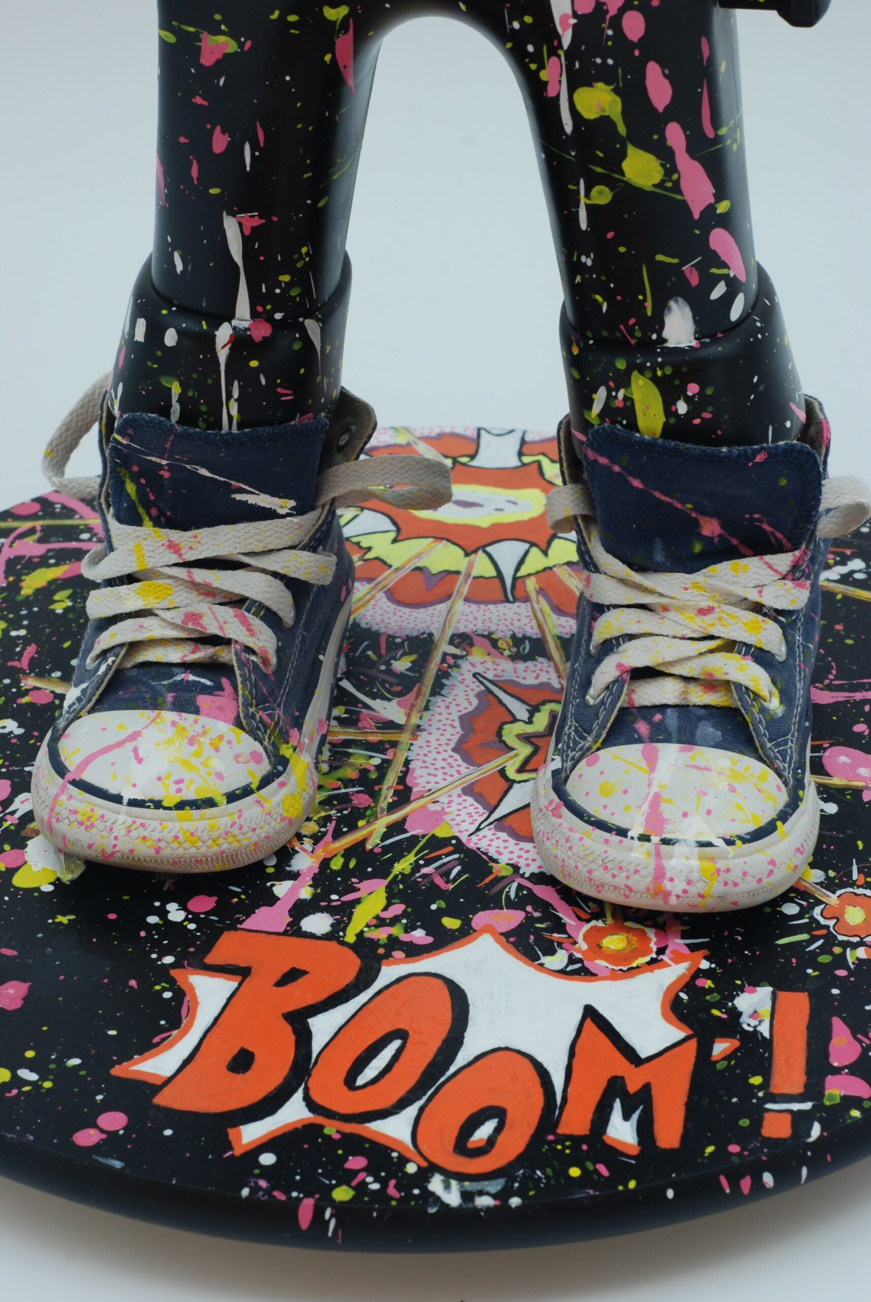 PLAYK #004 - dos avec message NOT A TOY