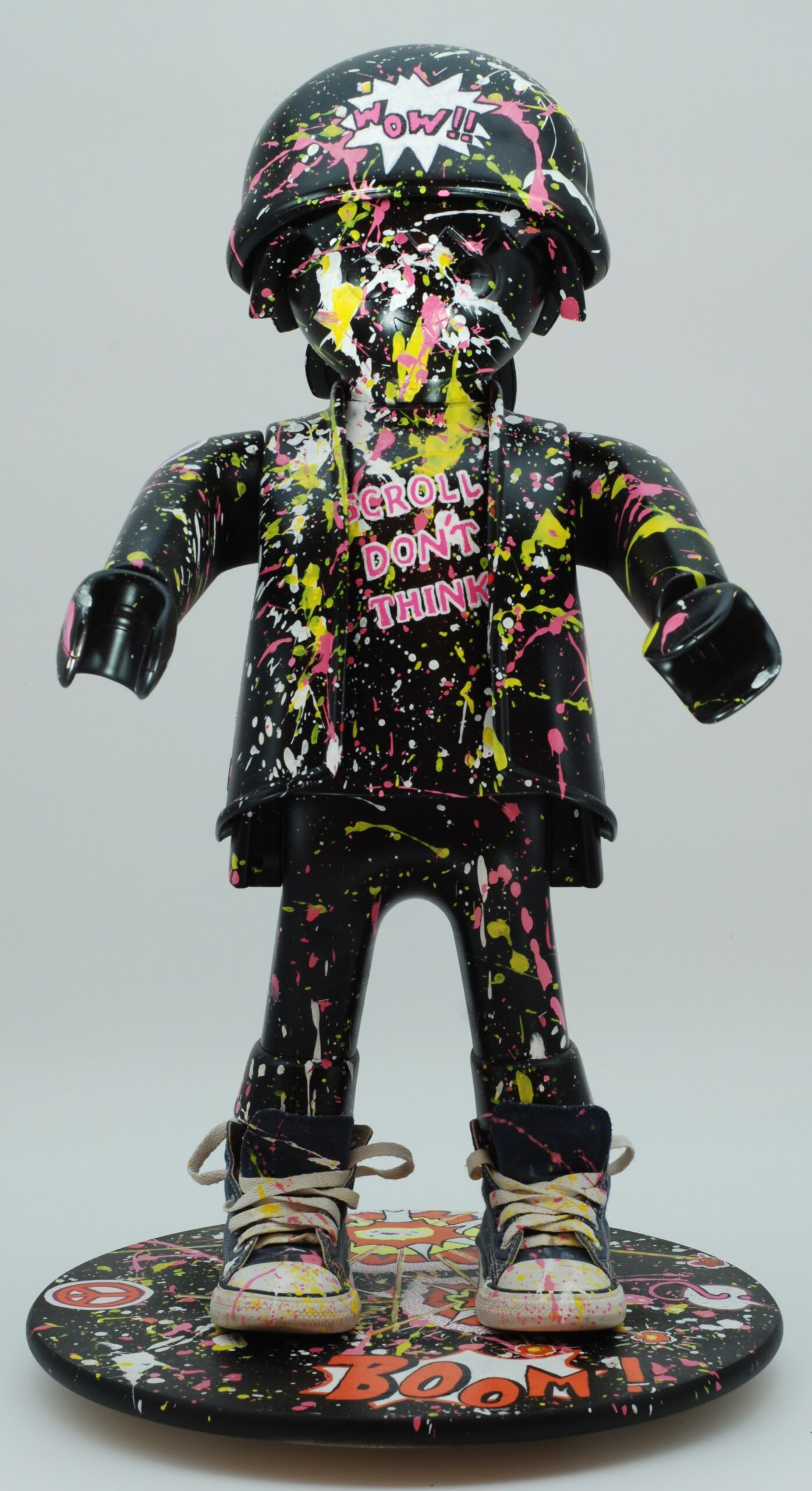 PLAYK #004 - vue entière sur plateau BOOM!